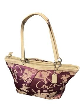 🛑SOLD🛑Purple Coach limited edition, horse and carriage